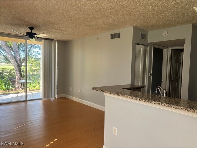 Foto del edificio - 1170 Wildwood Lakes Blvd