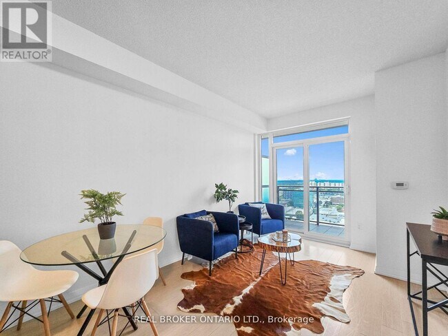 Photo du bâtiment - 55 Ann O'Reilly Rd