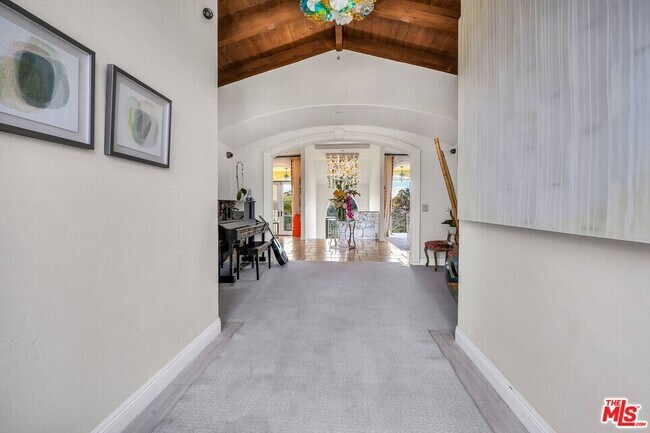 Building Photo - 3110 Benedict Canyon Drive