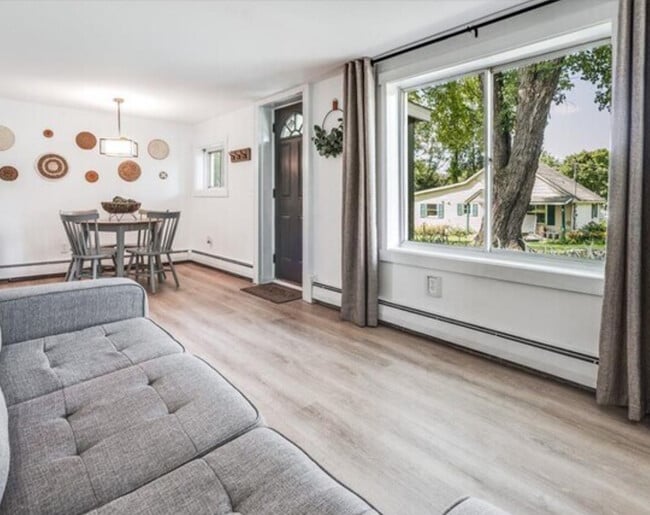 Foto del edificio - 263 S Quaker Ln