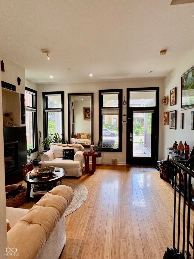 Foto del edificio - 2126 N Pennsylvania St
