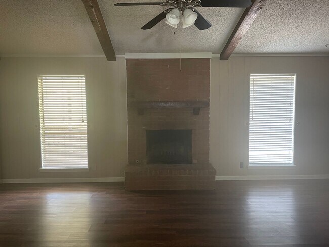 Foto del edificio - 3/2/2 LISD