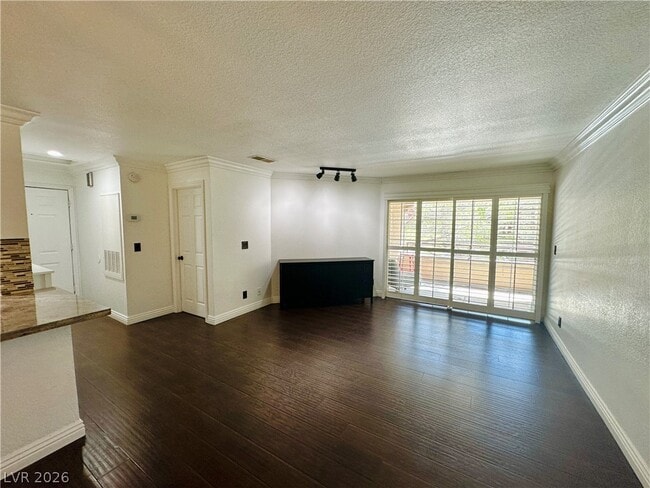 Building Photo - 2200 S Fort Apache Rd
