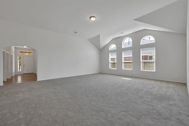 Building Photo - 30719 W Lost Creek Blvd