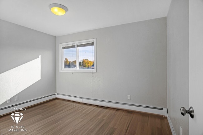 Building Photo - 4000 Harrison St