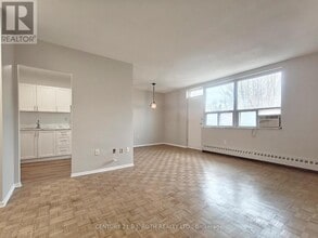 Building Photo - 98 Holgate St