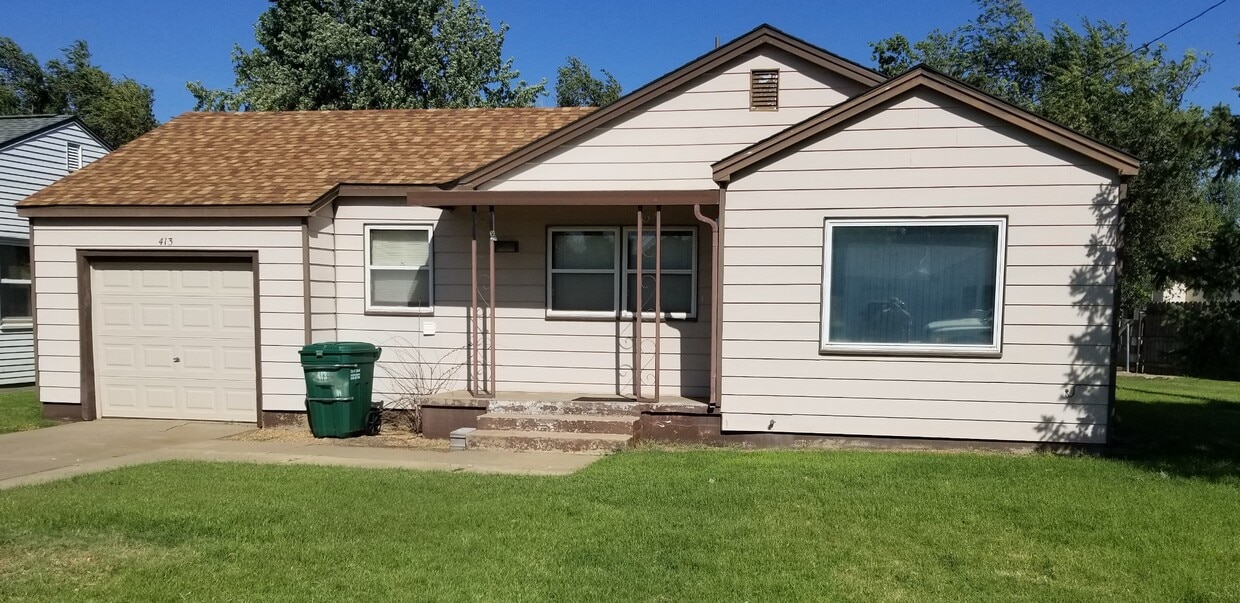 Primary Photo - 413 Princeton Ave