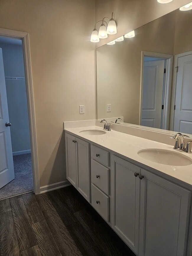 Building Photo - 1056 Thomasville Estate Way