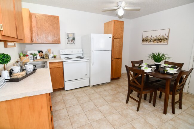 Foto del edificio - 3 Bedroom, Single-story Townhomes for rent in Newton, IA