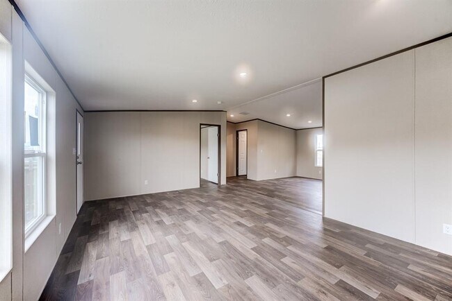 Foto del edificio - 5055 County Rd 3540
