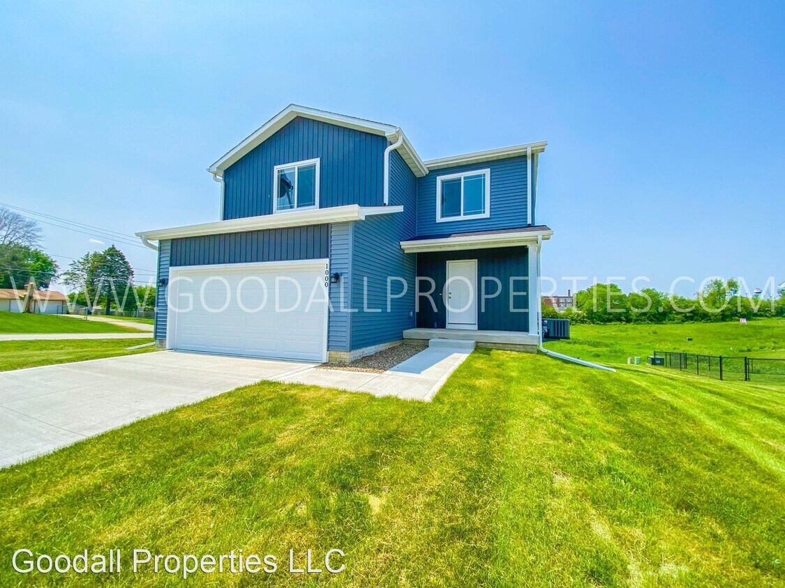 Primary Photo - 5 br, 3.5 bath House - 1000 Warren St