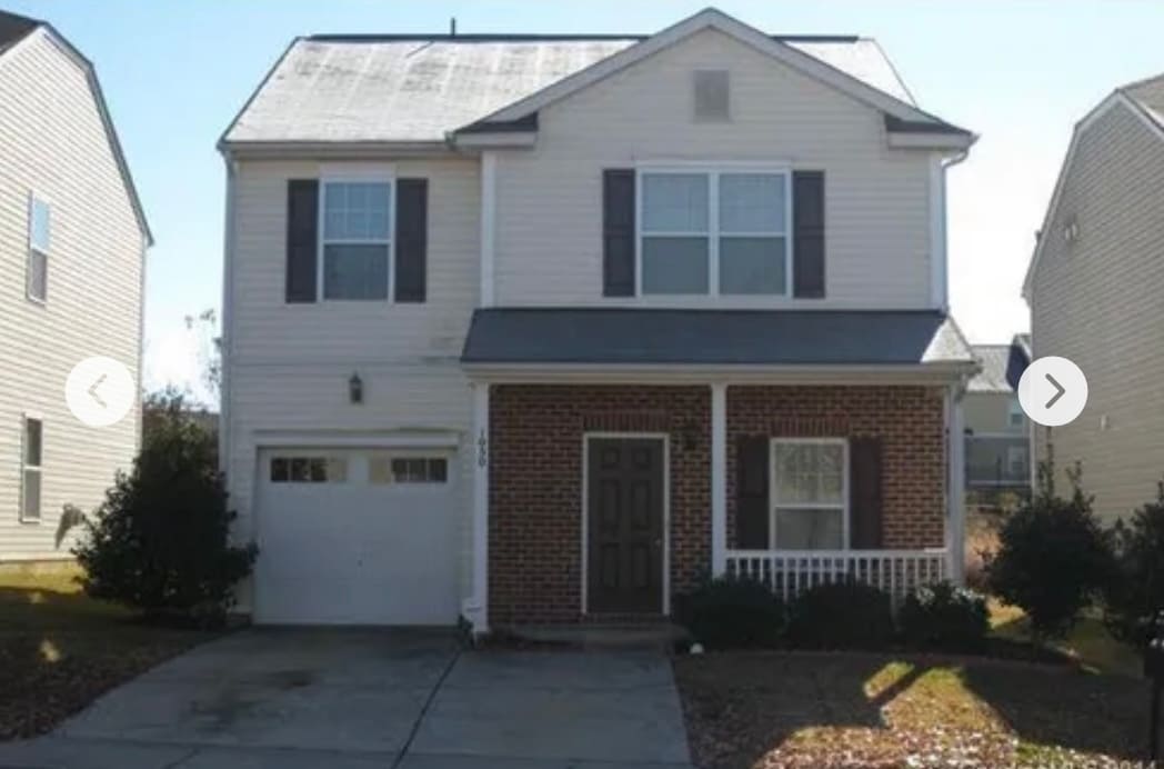 Primary Photo - 1050 Black Oak Dr