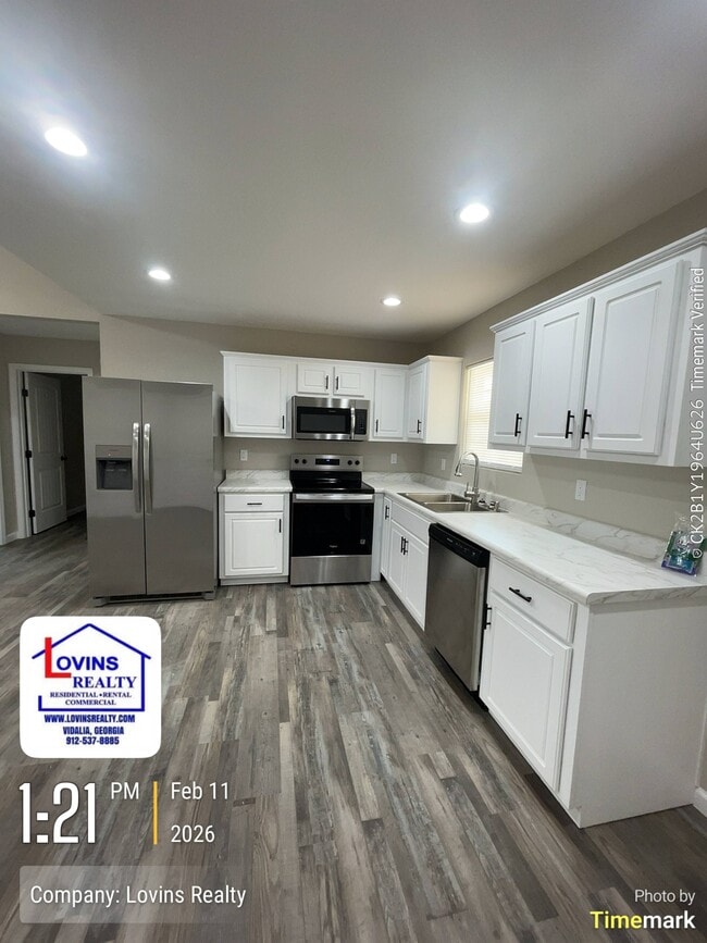 Building Photo - 1200 Cadillac Dr