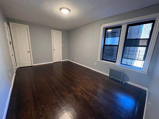 Foto del edificio - 1 bedroom in BRONX NY 10453