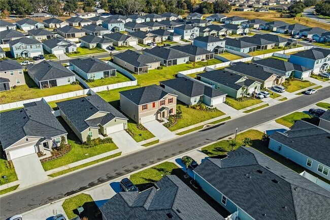 Building Photo - 6680 SW 89th Loop