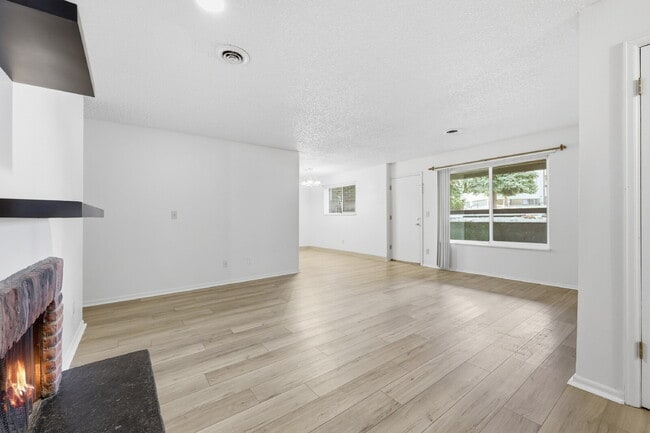 Photo - $1,495.95, 2-bed, 2-bath condo located in Colorado Springs with in-unit laundry