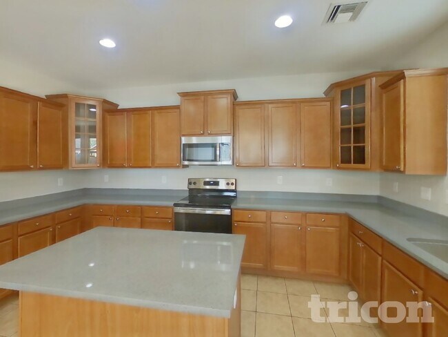 Foto del edificio - 41618 W Avella Dr
