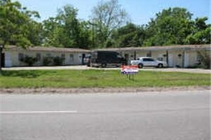 Primary Photo - Kemper Court Apartments