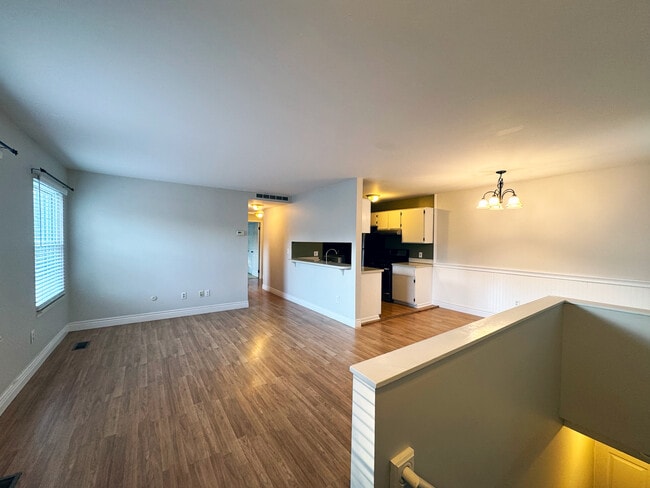 Building Photo - 2649 Fenwick Ct