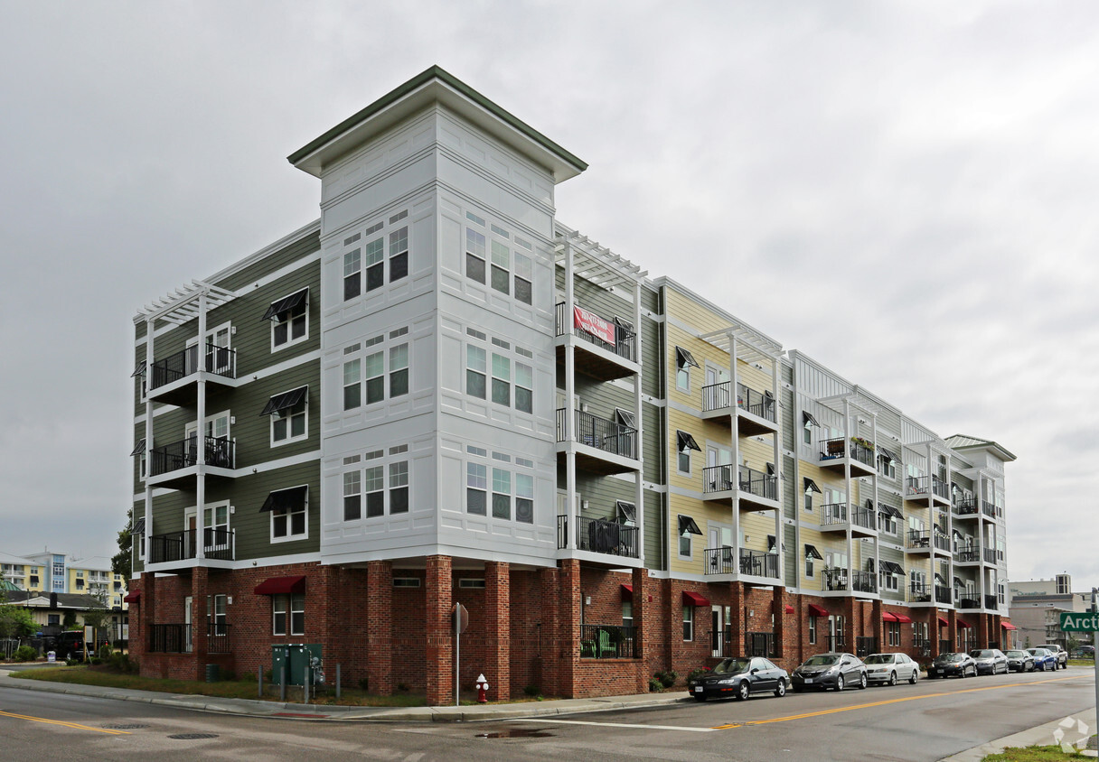 315 Beach Place Apartments - Virginia Beach, VA | Apartments.com