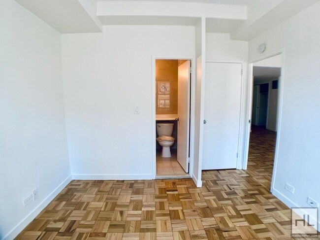 Building Photo - EAST 49 STREET