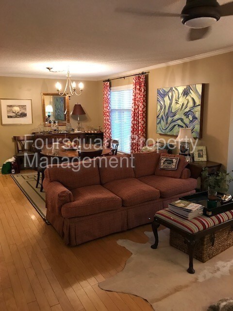 Foto del edificio - 1210 Westview Ln