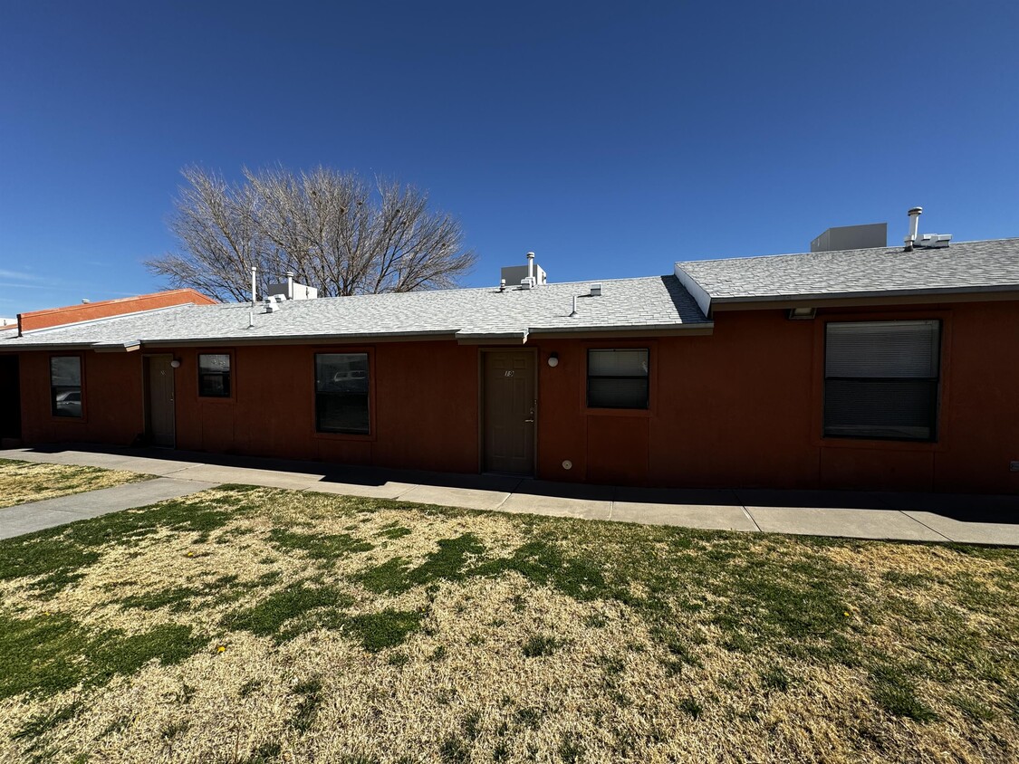 Primary Photo - 13340 Horizon Blvd