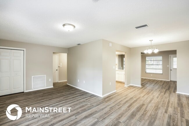 Building Photo - 22432 Laika Ave