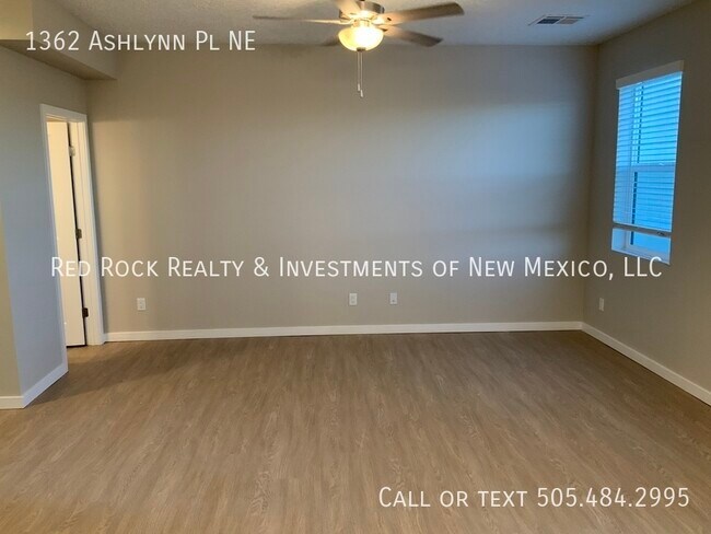 Foto del edificio - 1362 Ashlynn Pl