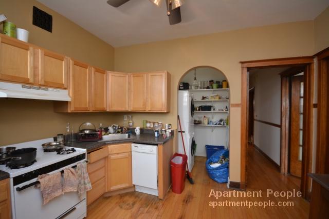 Foto del edificio - 4715 N Washtenaw Ave