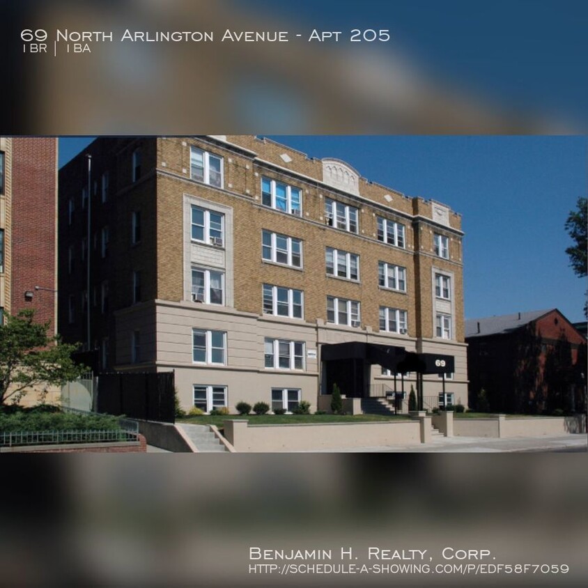 Primary Photo - 69 N Arlington Ave