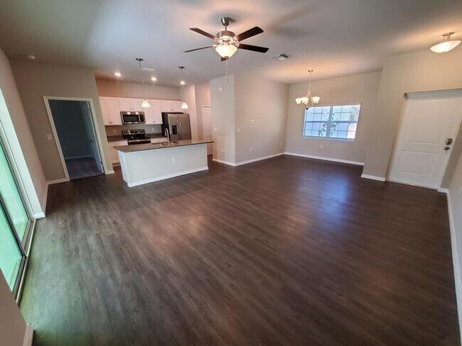 Foto del edificio - 2386 Baird St