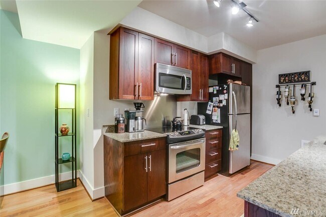 Foto del edificio - 699 John St