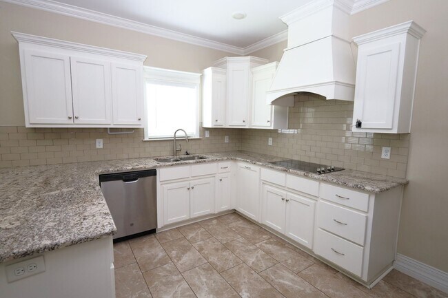 Building Photo - 4000 Crusader Ct