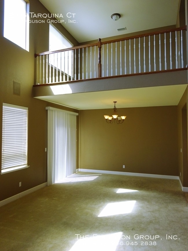 Building Photo - Five Bedroom Home in Serrano with Solar