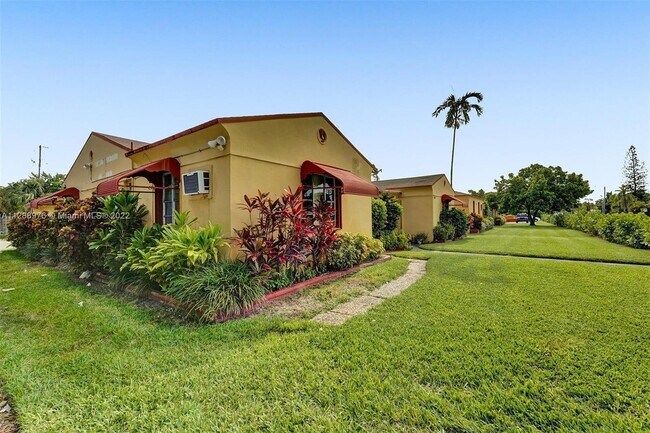 Foto del edificio - 1739 Moffett St