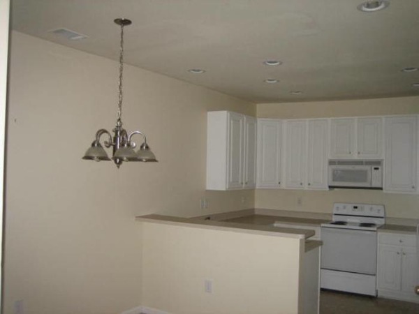 Building Photo - 3005 Mariners Way