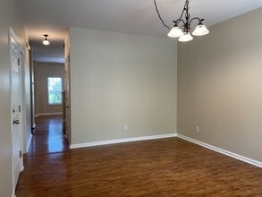 Building Photo - 130 Grand Oaks Dr