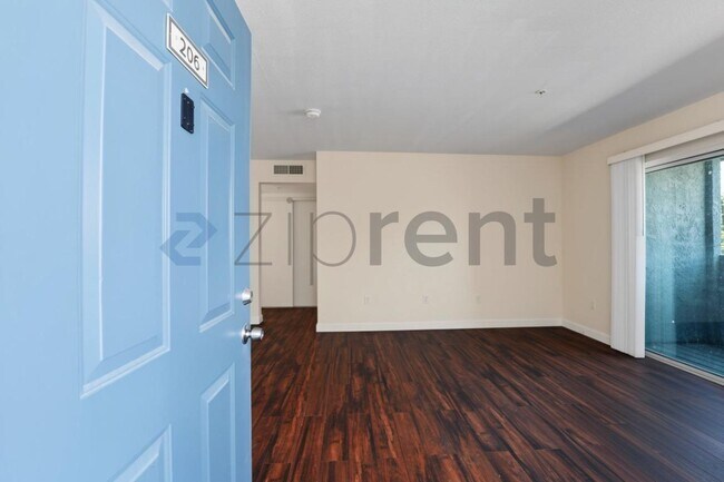 Foto del edificio - Unit B206