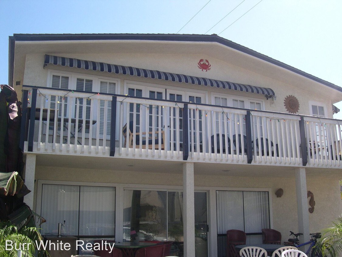 Primary Photo - 4212-4212 Seashore Dr