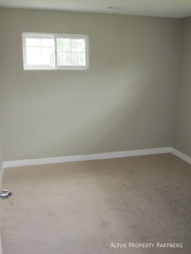 Foto del edificio - 16535 Spaulding Ave