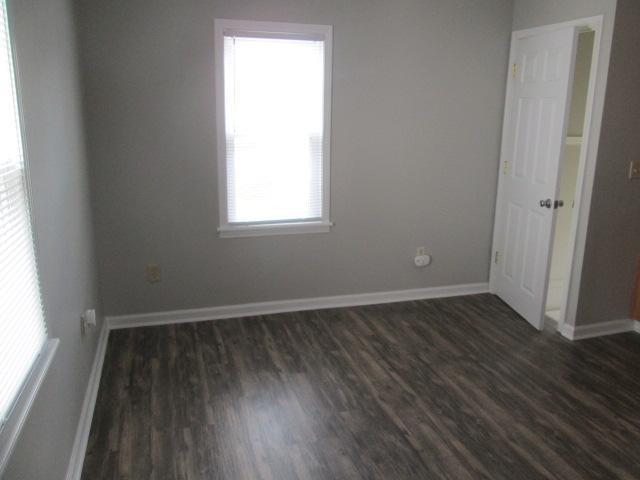 Foto del edificio - 760 Logan Ave