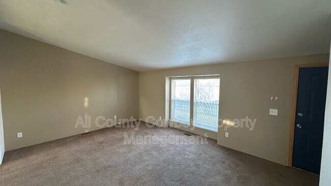 Foto del edificio - 1564 W Polk St