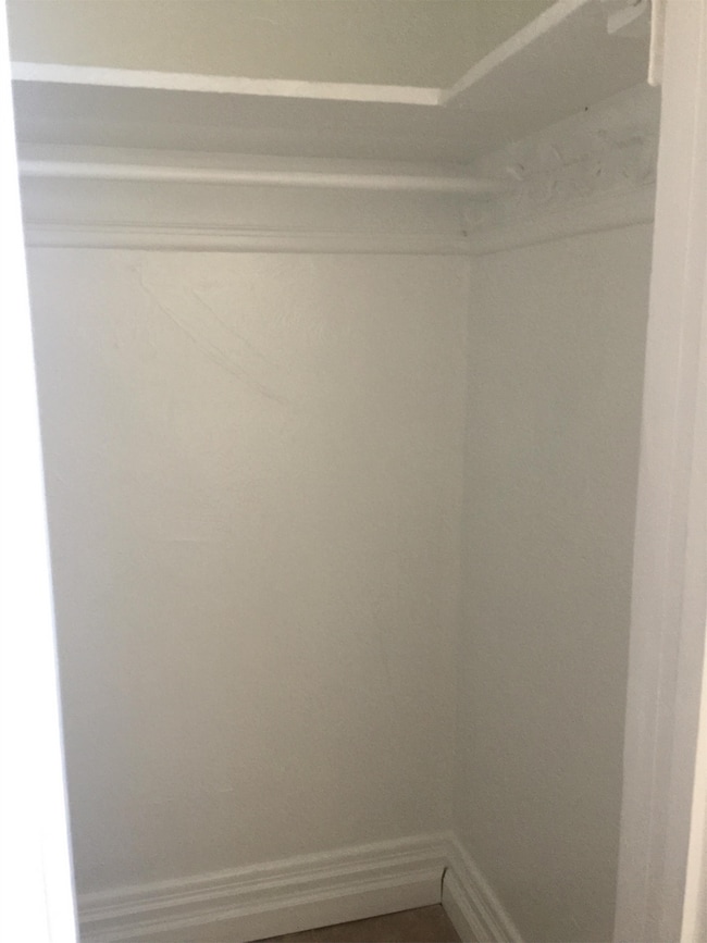 Foto del edificio - 3543 California Ave