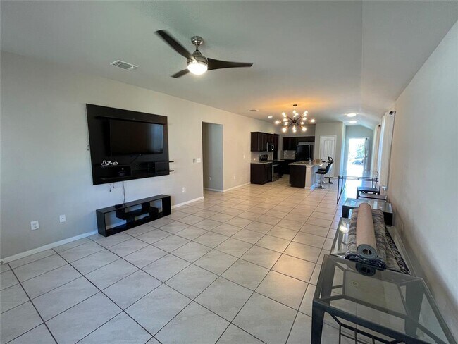 Building Photo - 9809 Baden Ln