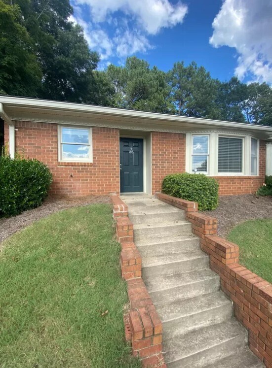 Building Photo - 595 Macon Hwy
