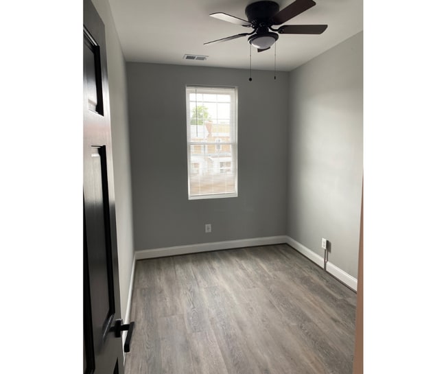 Building Photo - 2311 Anoka Ave