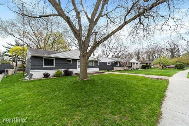Primary Photo - 3 br, 1.5 bath House - 916 Delano Avenue