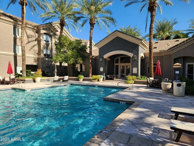 Foto del edificio - 4455 E Paradise Vlg Pkwy S