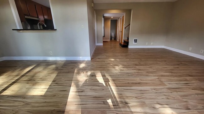Building Photo - COMING SOON-Fully remodeled Townhouse 3 Be...